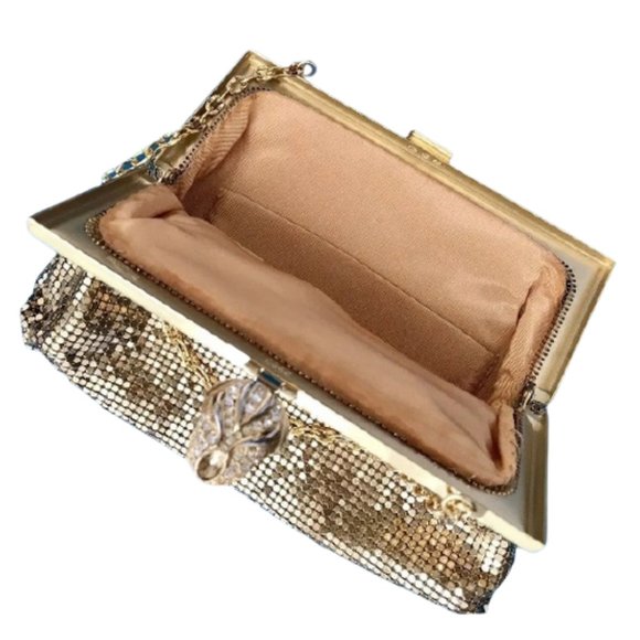 Vintage Whiting & Davis Co. Gold Mesh Clutch Purse - Picture 7 of 9